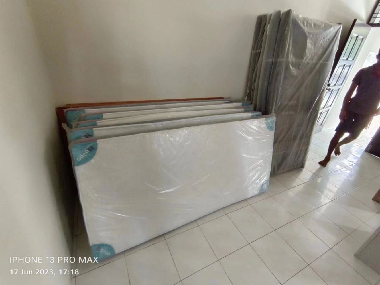 Single and Double Decker Bedframe for Pekerja Kilang | Tilam Single Mattress High Qualti Cheap Mattress | Steel Metal Locker  | Hostel Furniture Supplier | Lunas | Kulim | KL | Puchong