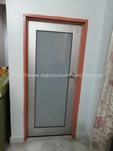 Swing Door at Damansara