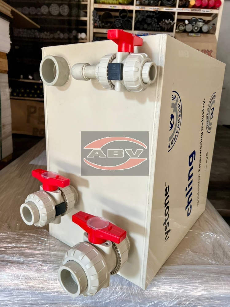 PP Grey Chemicals Flow Tank - Customizable Polypropylene Tank For Safe ...