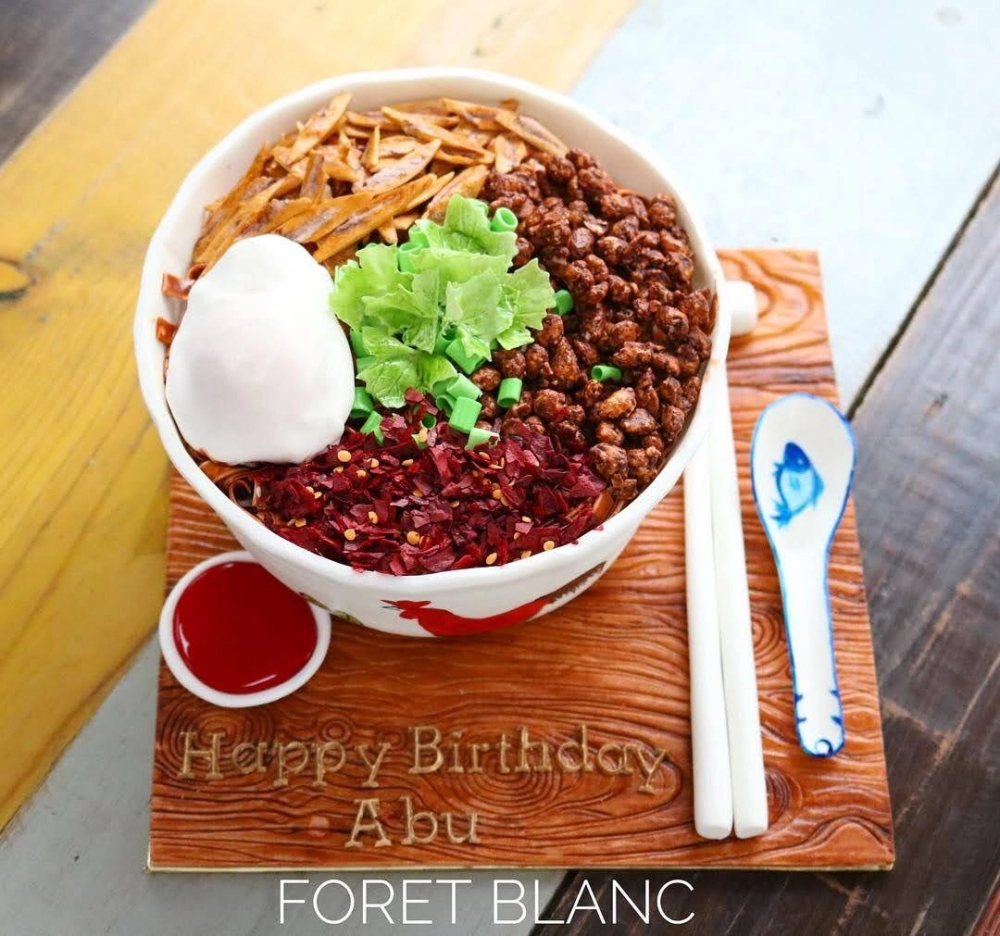 Chili Pan Mee Noodle Food Cake