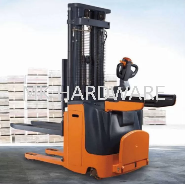 FULL ELECTRIC STACKER- XE SERIES