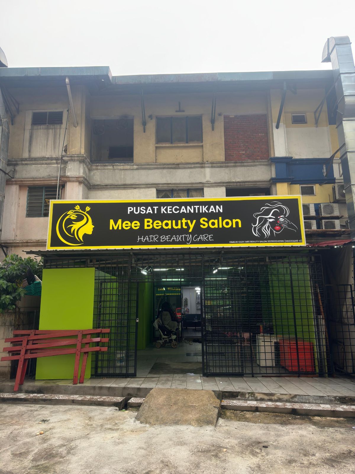 BEAUTY SPA - CUSTOM CUT OUT STICKER (BLACK BLOCKED OUT) LIGHTBOX SIGNAGE AT SUNWAY,SELANGOR