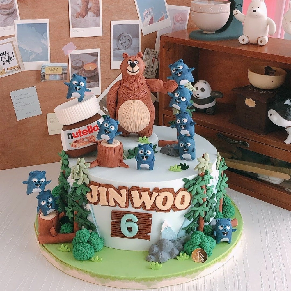 Grizzy Bear & The Lemmings Cake