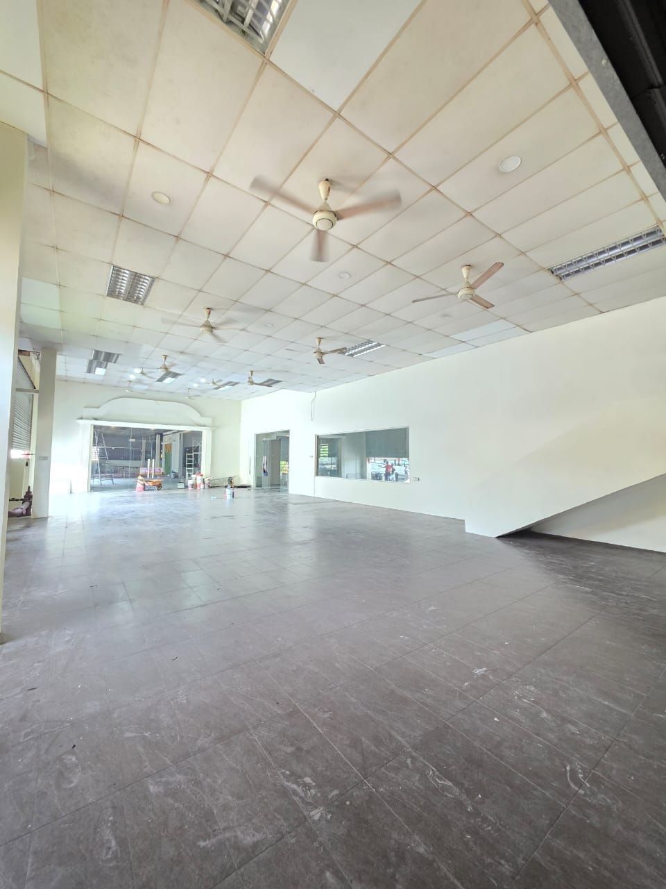 Kawasan Perindustrian Taman Johor,Skudai @1.5 Storey Semi -D Factory FOR RENT