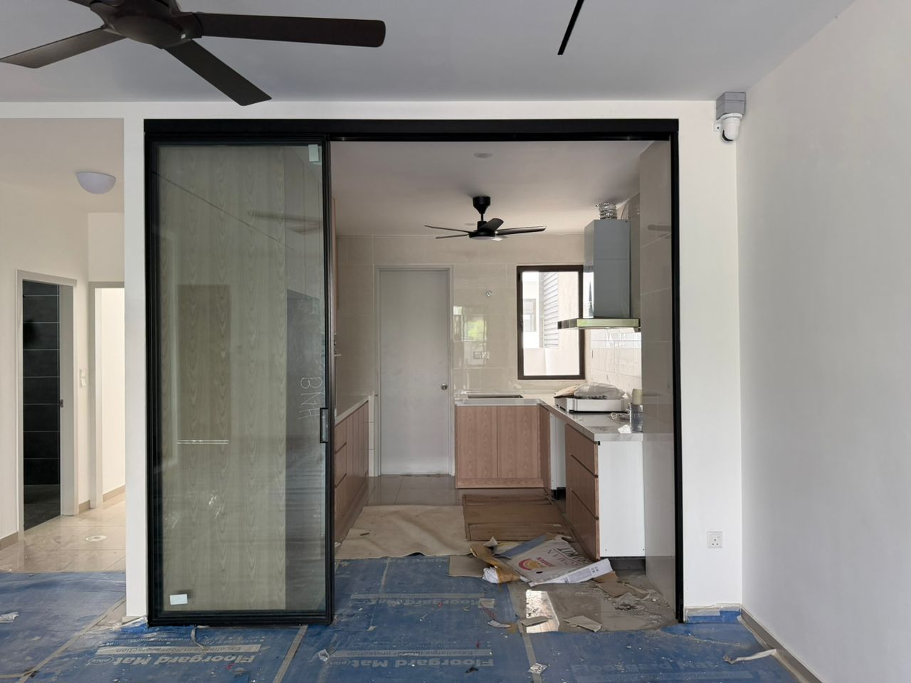 sliding door