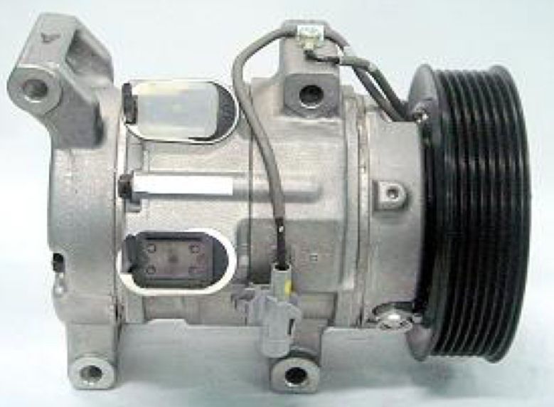 Tyt Hilux Vigo 10S11C 7PK 12V R134a (Re) [TOY 073]