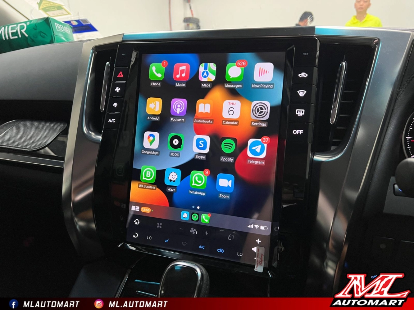 Toyota Vellfire ANH30/ Alphard AGH30 Vertical Style Android Monitor (12.1")