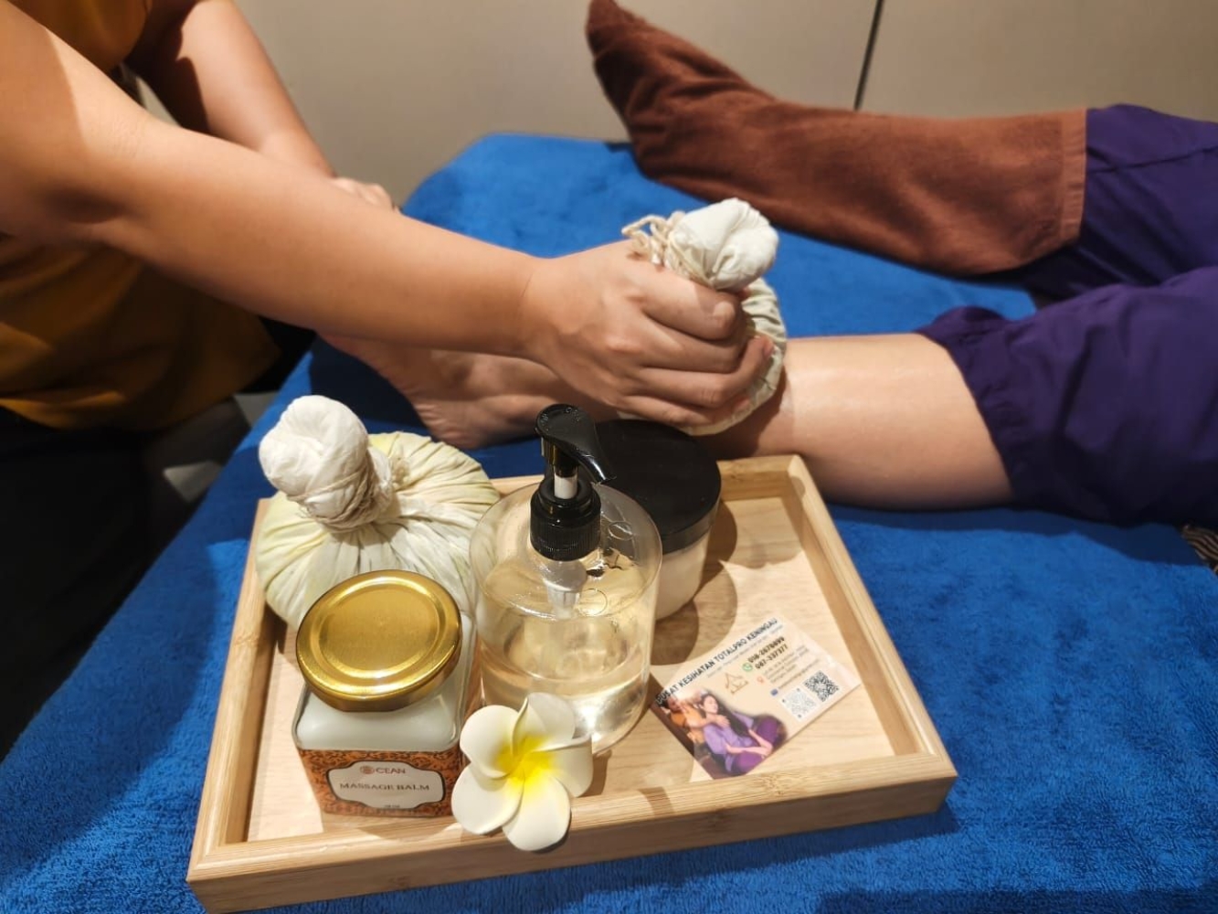 Pusat Kesihatan Totalpro (Keningau) | Herbal Ball Foot Massage