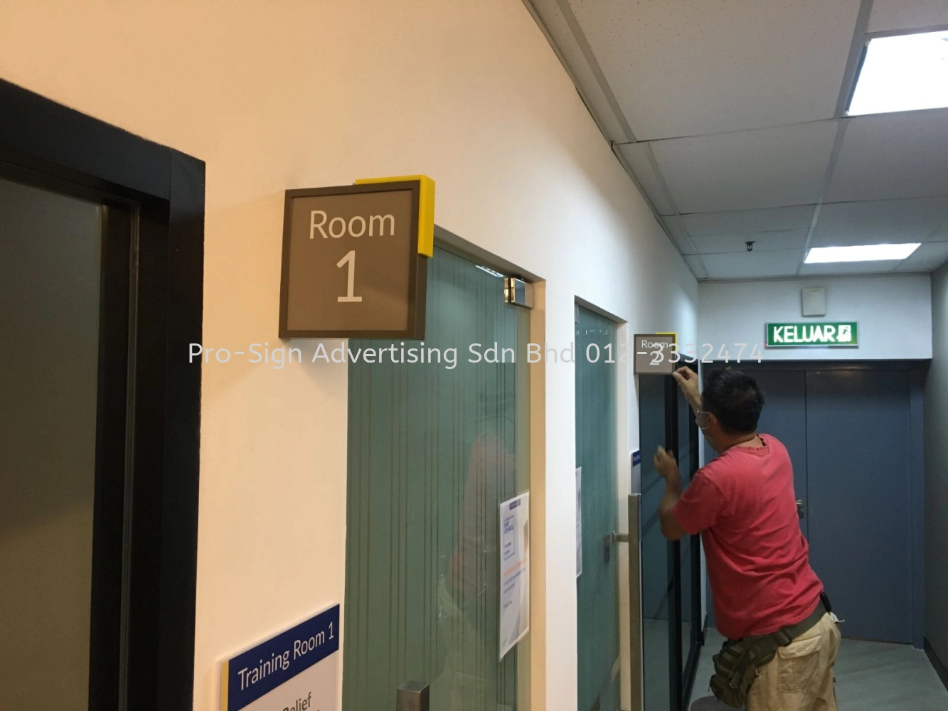 CANTILEVER ACRYLIC BOX SIGNAGE (MEETING ROOM, 2020, KL)