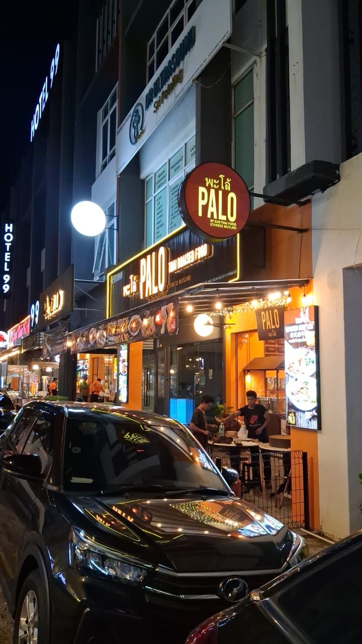 DOUBLE SIDED LIGHTBOX INSTALLATION  AT PETALING JAYA