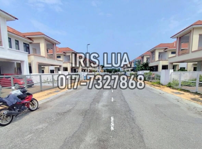 Bandar Peranginan Seri Morib @Double Storey Service Twin Villa Bank Lelong/Auction