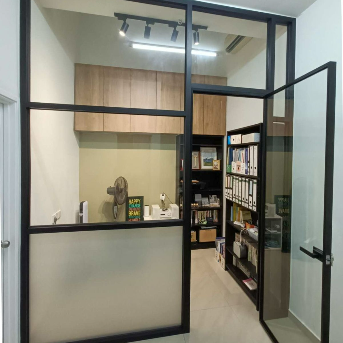 Aluminium Swing Door