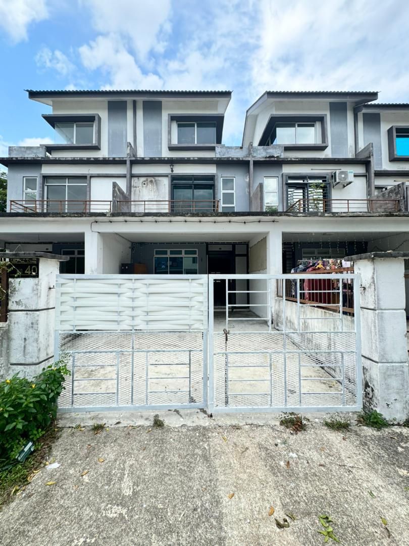 [FOR SALES] Taman Scientex 2.5 Storey Terrace House 4bed Pasir Gudang Johor
