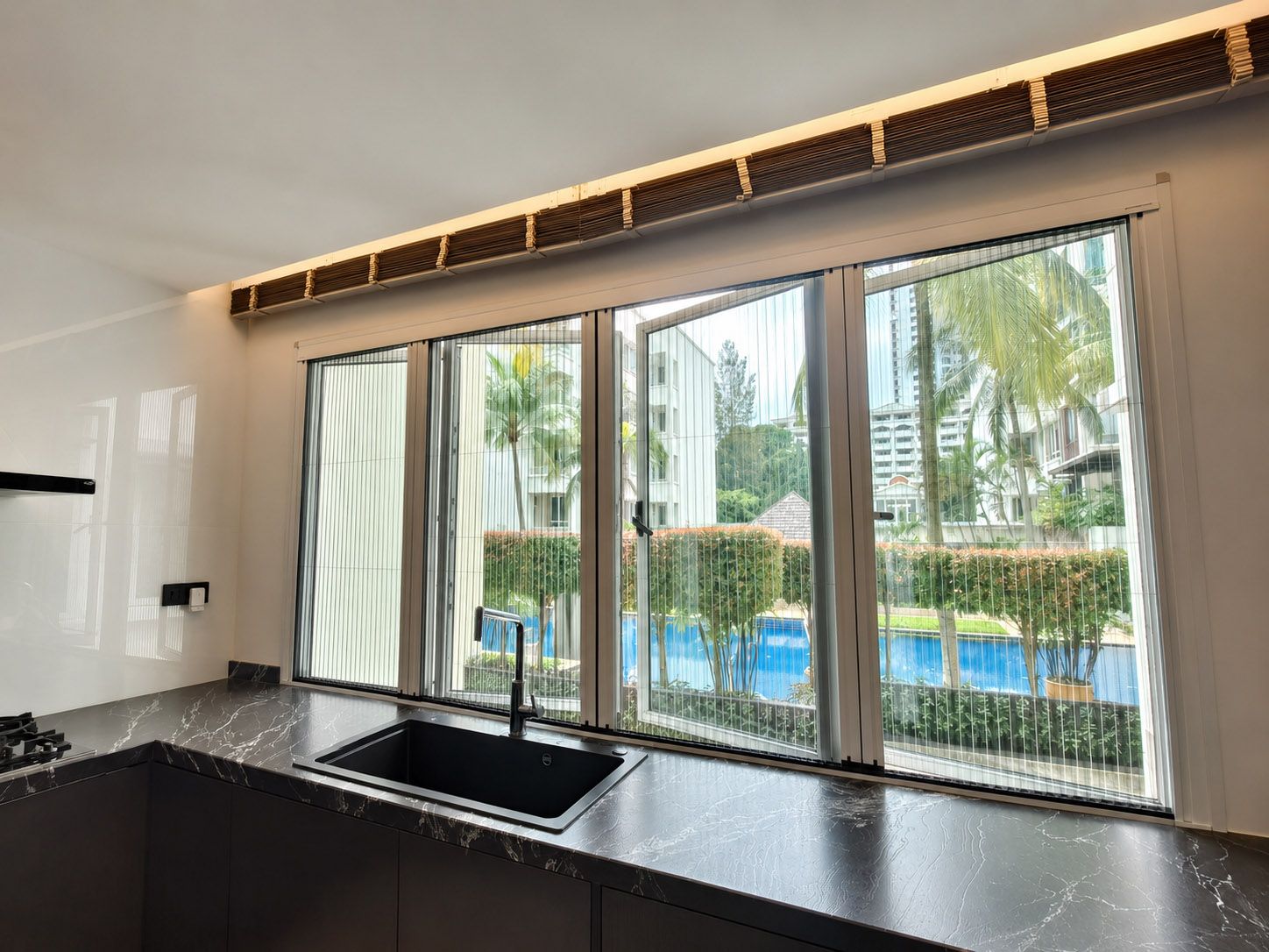 Ultra-Low-Tracking-Insect-Screen-Window-Homenet-KL-260723
