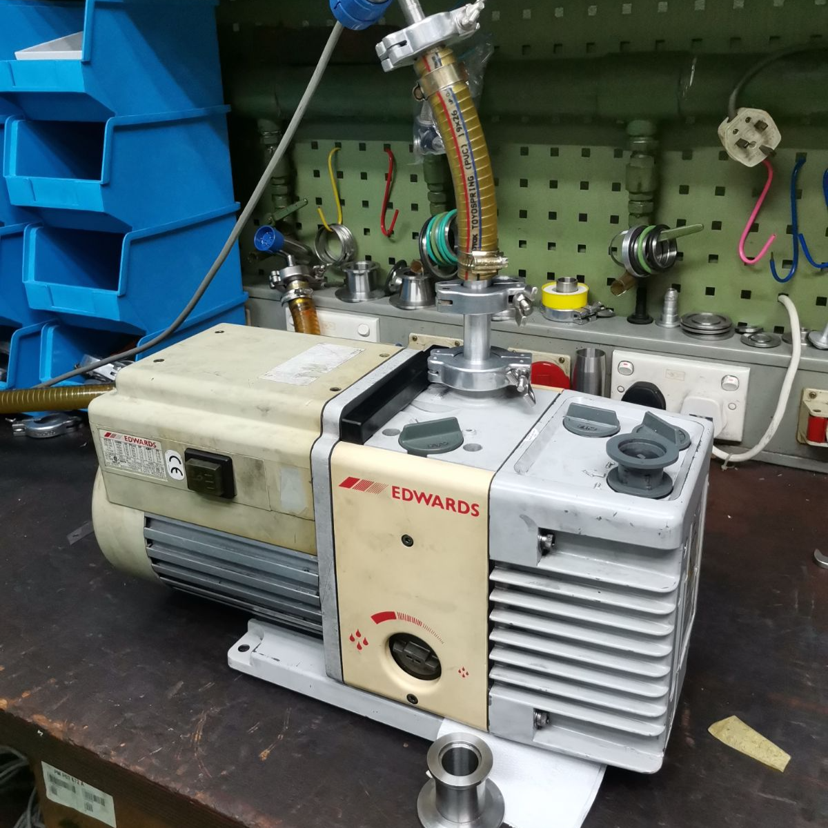 EDWARDS RV5 Oil Rotary Vane Pump Repair and Service