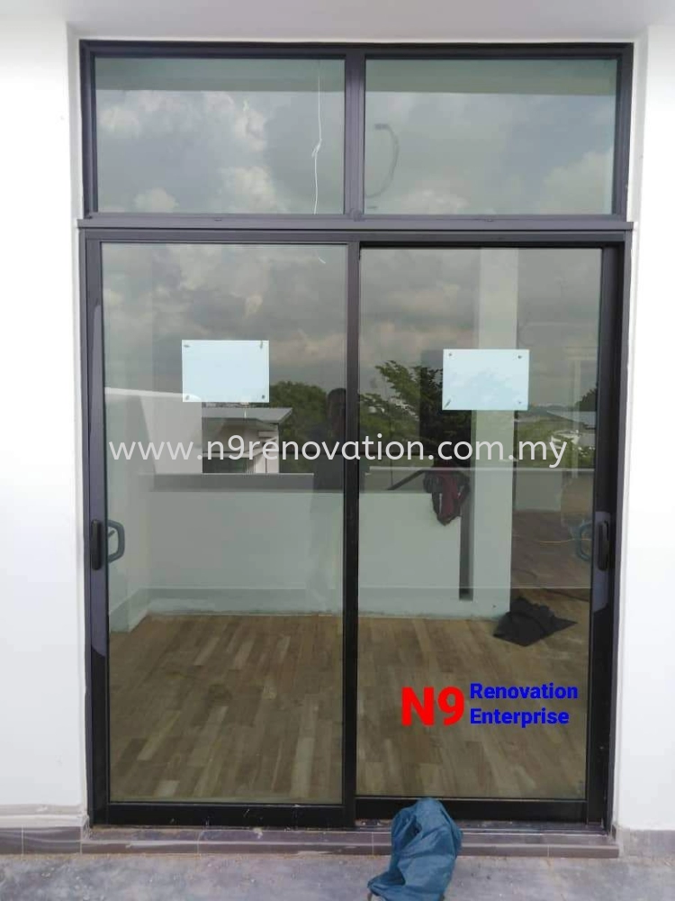 Aluminum Swing Door