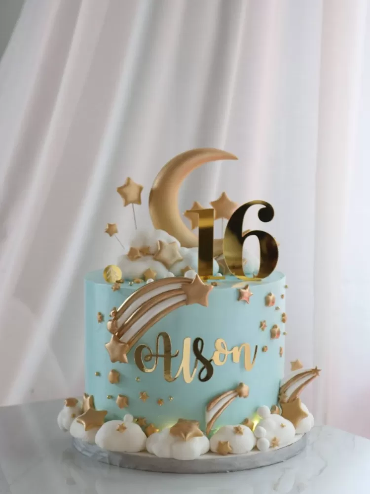 Sweet 16 Twinkle Star Cake