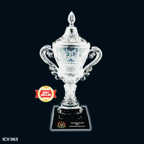 Exclusive Crystal Trophy - ICV 063