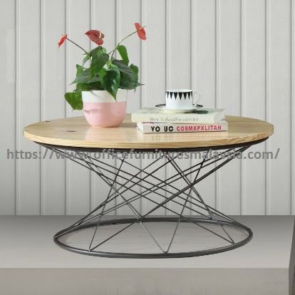 2.6ft Modern Solid Pinewood Coffee Table BTEFM11070