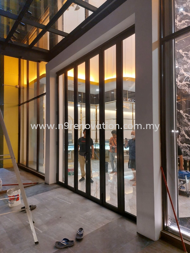 Aluminum Folding Door