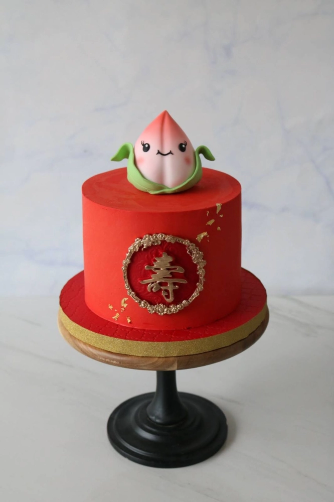 Cute Longevity Peach Cake