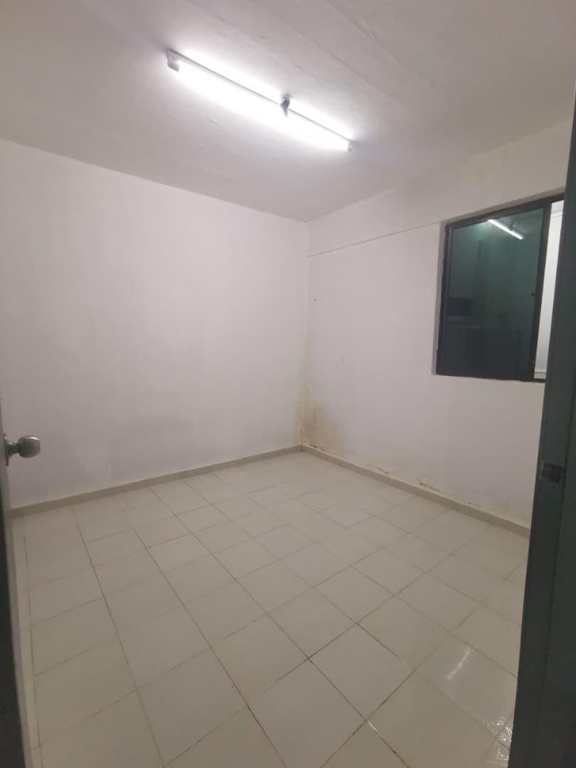 [FOR SALES] Taman Ungku Tun Aminah Ground Floor Flat 2bed Renovated Skudai Johor Bahru