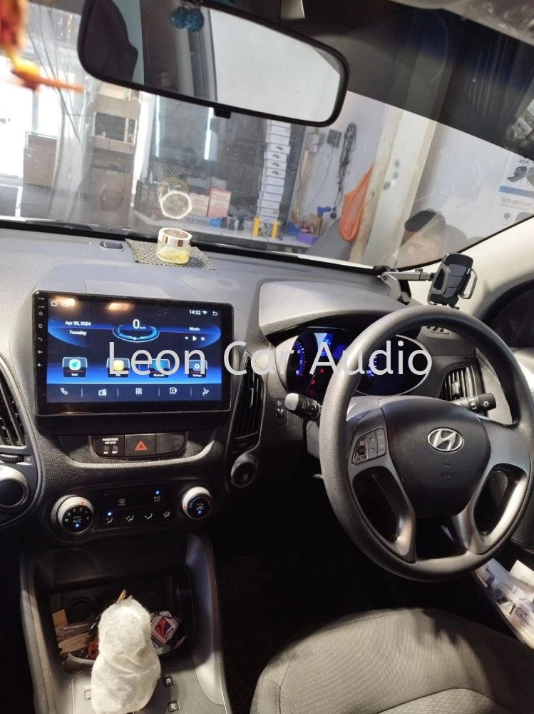 Hyundai tucson ix35 oem 10" android wifi gps system player