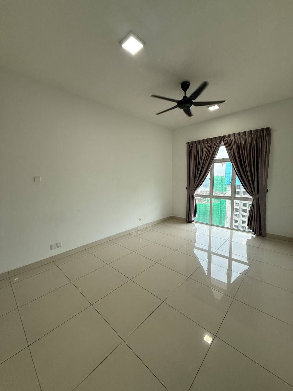[FOR SALES] Meldrum Hills Sky Suites Apartment 3bed Johor Bahru