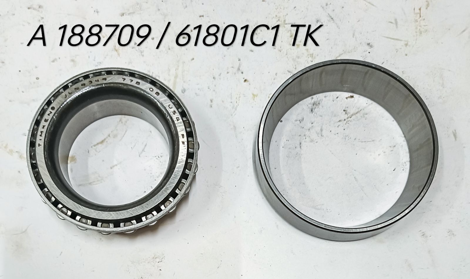 A 188709 / 61801C1   TAPPER    BEARING  (TIMKEN)