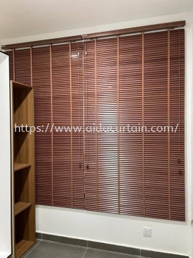 Timber Venetian Blinds