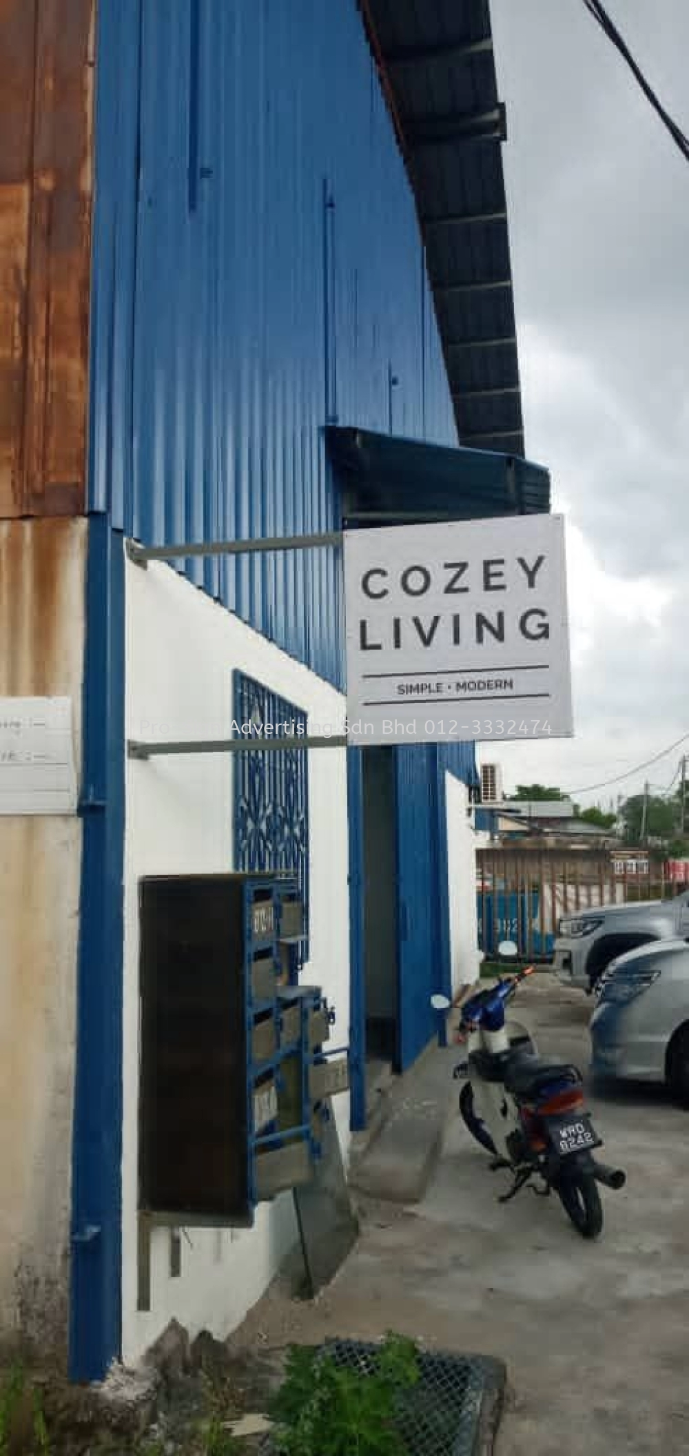 LED NEON AND DOUBLE SIDED SIGNBOARD (COZEY LIVING, SG BULOH, 2020)