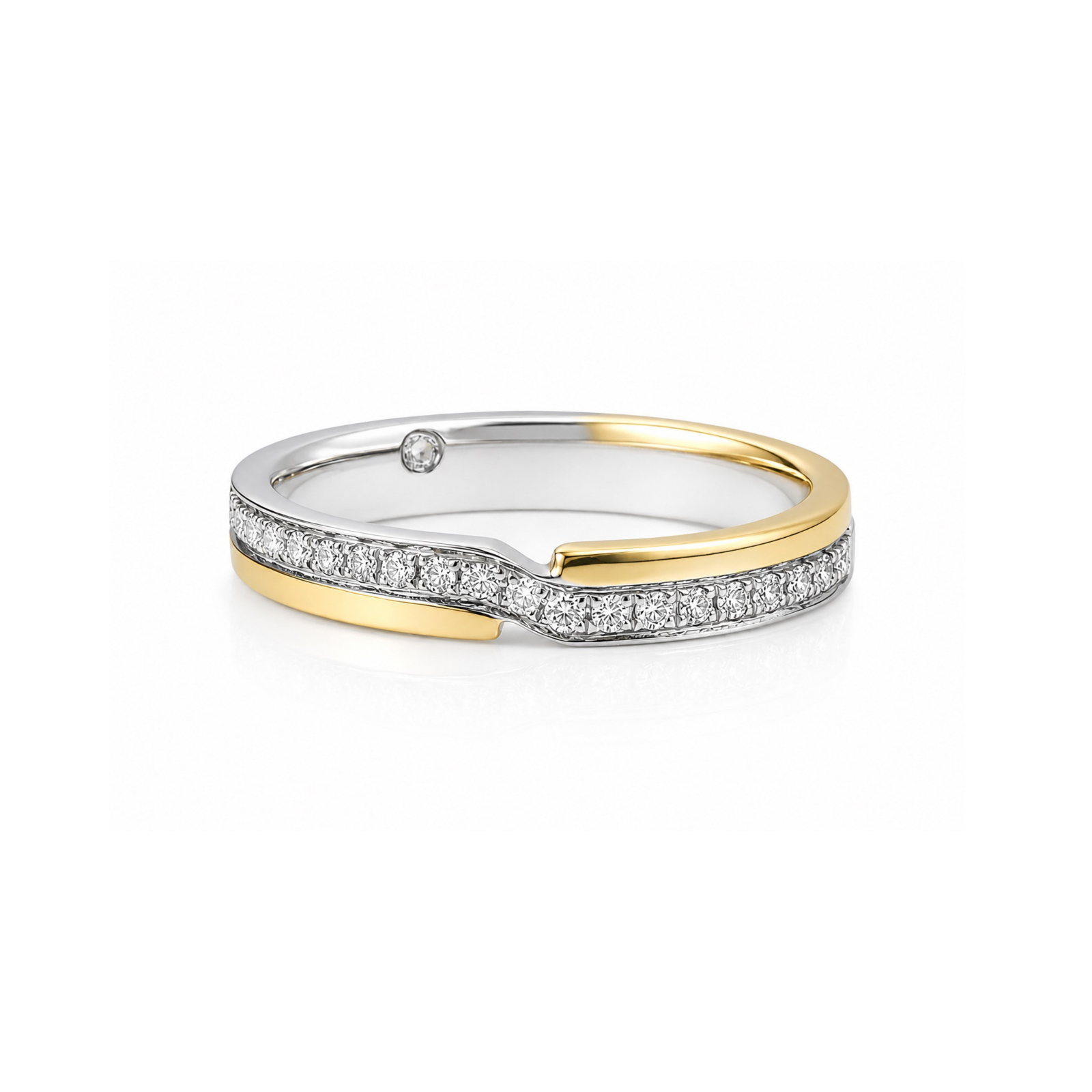 Roman & Co庐 Aurex Lux Interlock Diamond Band