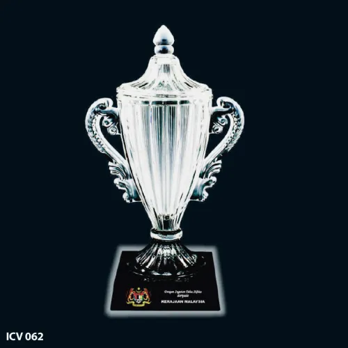 Exclusive Crystal Trophy - ICV 062