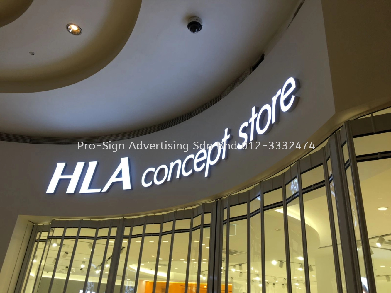 3D RIMLESS STAINLESS STEEL LED FRONT LIT CURVE WALL MAIN SIGNAGE (HLA CONCEPT STORE, KLCC, 2020)