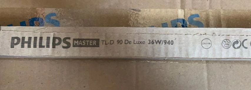 PHILIPS MASTER DE LUXE 36W/940 90 2800LM TLD T8 TUBE