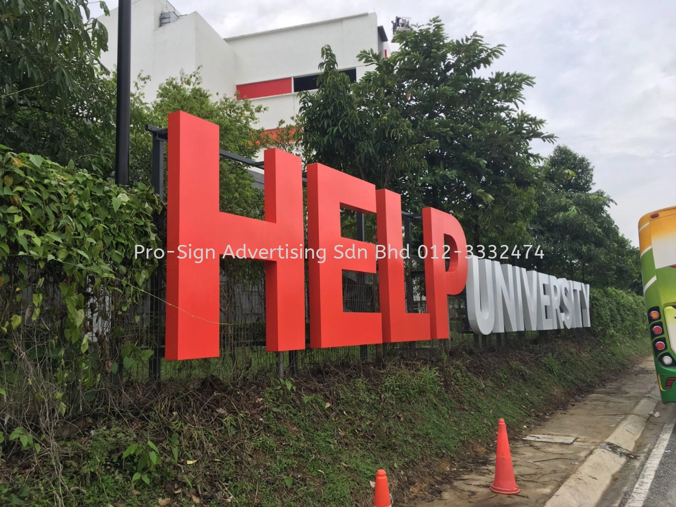 ALUMINIUM BOX UP STANDING SIGN (HELP UNIVERSITY, SUBANG 2, 2019)