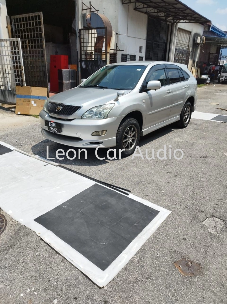 Toyota Harrier oem 9" android 2ram 32gb wifi gps 360 camera player 