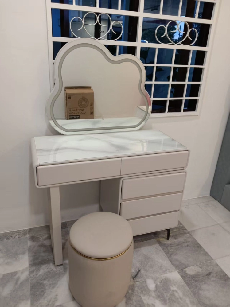 modern dressing table malaysia Gorgeous Tall and big Vanity Mirror special custom request for Ms. @adibah.imanina ., Thank you so much sister. Hope u happy with your new Vanity Station ., Custom your Vanity today only with