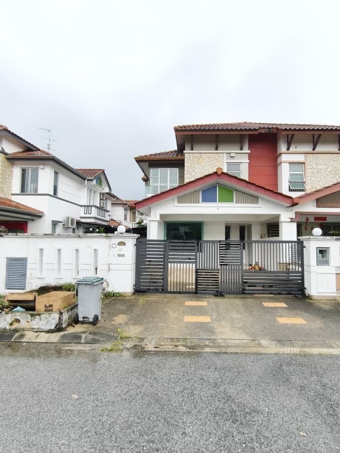 Taman Gaya, Jalan Sasa Ulu Tiram @Double Storey Cluster House FOR RENT