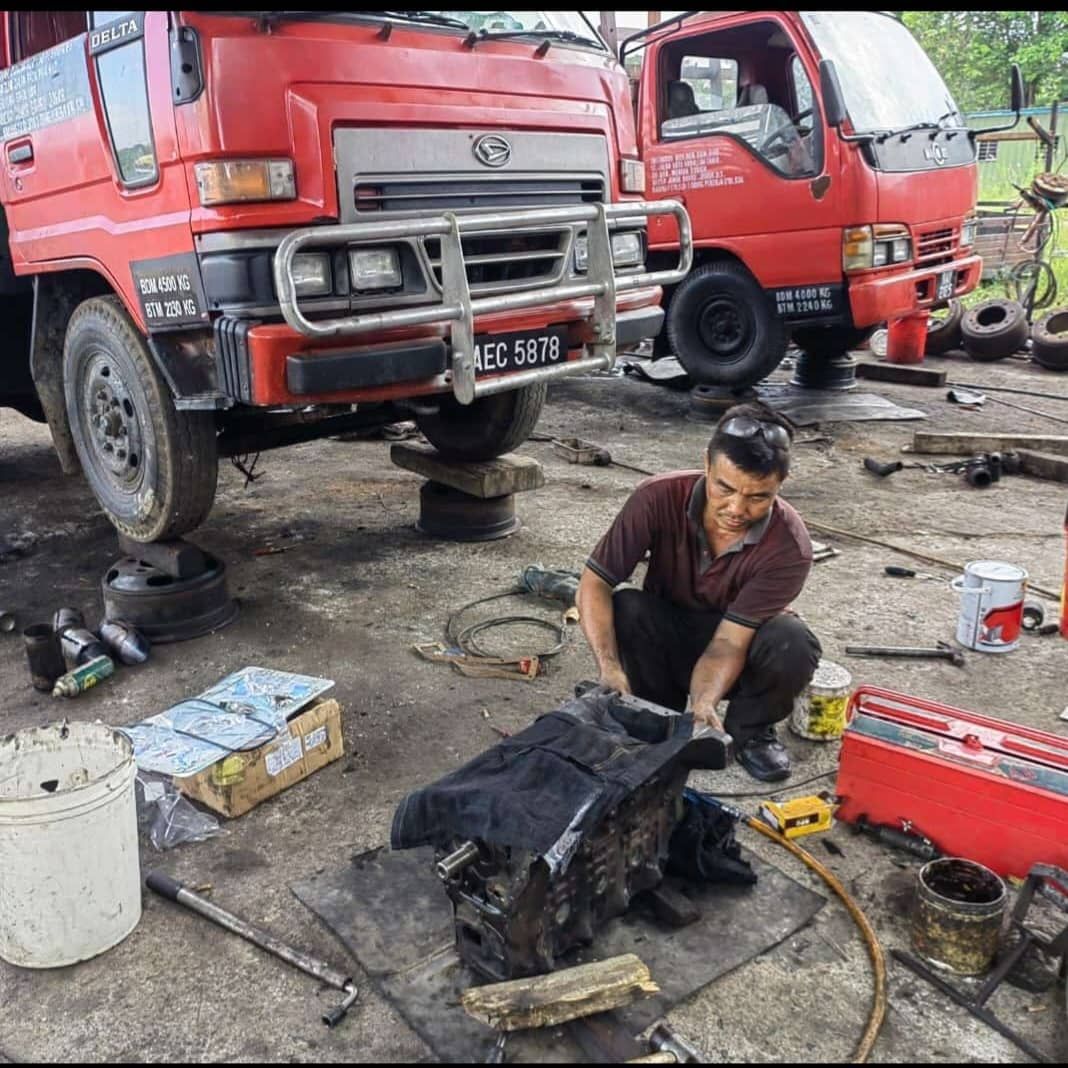 Lorry Repair and Service