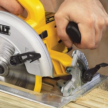 Dewalt 7"/185mm Circular Saw 1200W DWE561