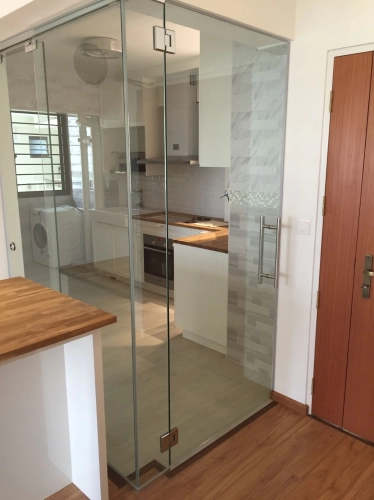 Elegant Kitchen Glass Partition - Enhance Your Kitchen with Style and Functionality