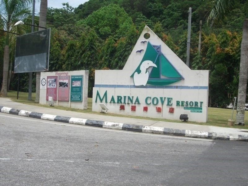 Marina Cove Resort 