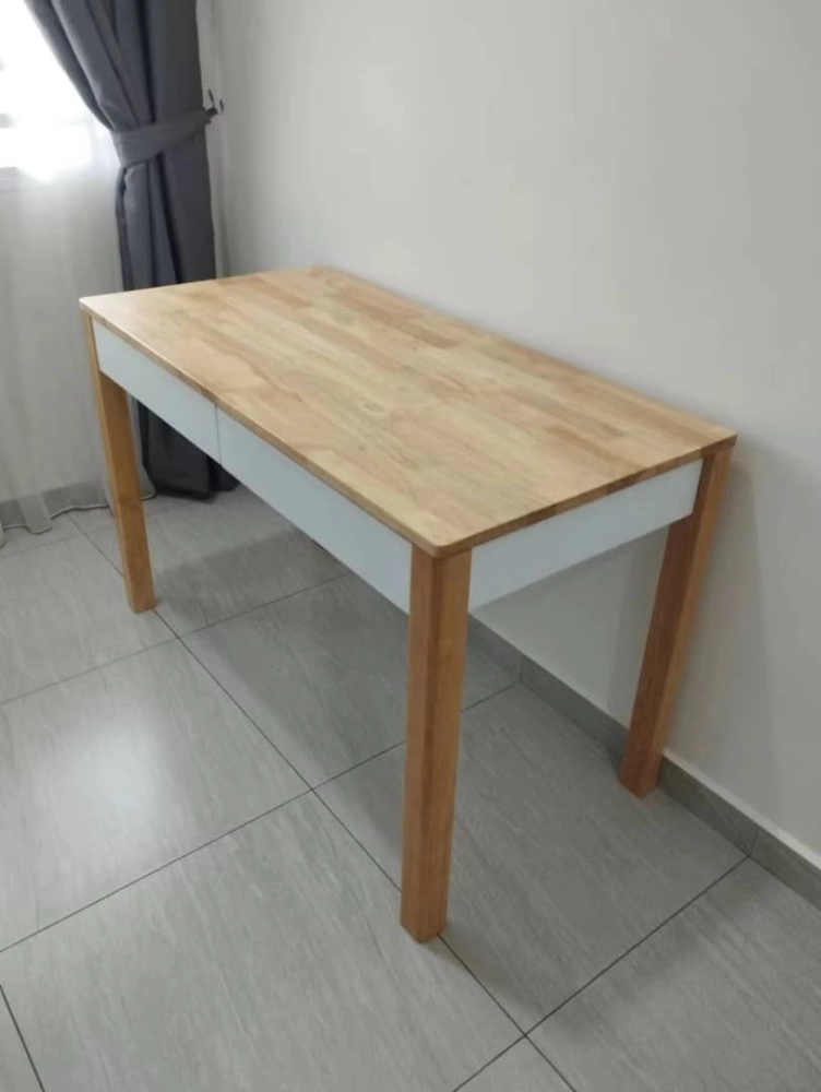 Home Study Table | Writing Table | Solid Wood Table | Meja Belajar Rumah Kayu | House Furniture | Kedai Perabot Terbaik Penang | Kedah | Perlis | Perak | Ipoh | Kl