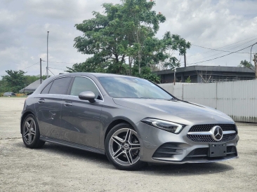 2019 Mercedes-Benz A180 1.3 AMG Line Hatchback 9k Mileage Grade 5A