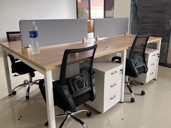 Office Furniture Batu Caves Office Workstation Table Cluster Of 4 Seater | Office Cubicle | Office Partition | Meja Pejabat