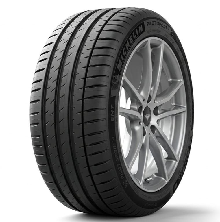 255/35R18