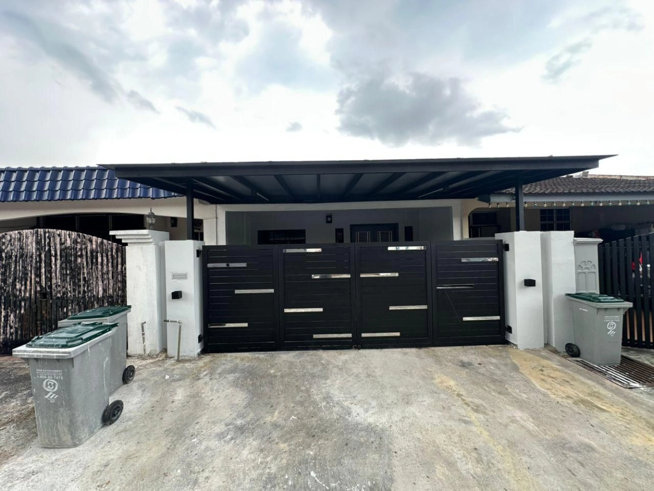 Ruang dalaman rumah teres sebenar di Taman Suria Johor Bahru