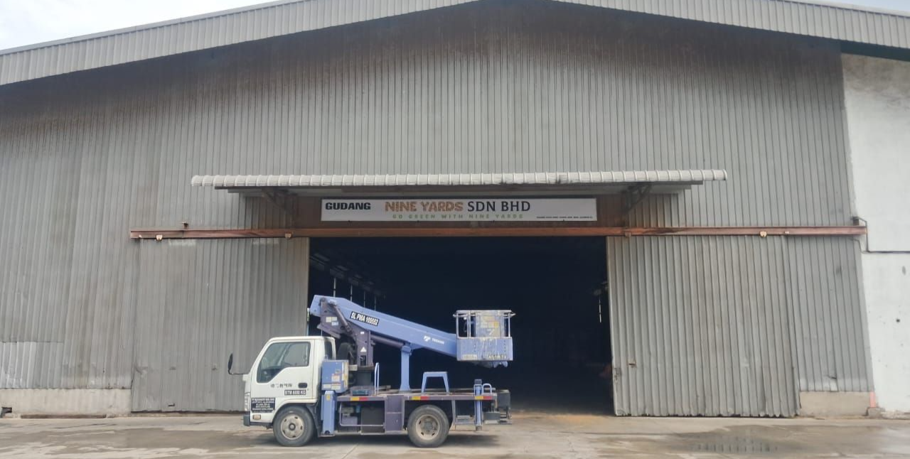 NINE YARD  G.I SHEET SIGNBOARD INSTALLATION AT  PORT KLANG