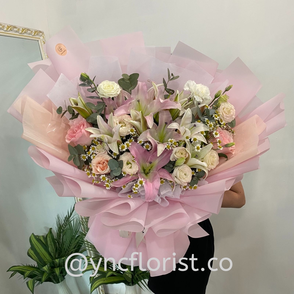 Fresh Lily with mix flowers (XL)